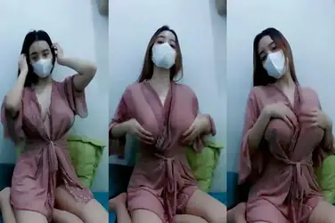 Bokep Indo Urbaby Toket Gede Tembus Pandang WOT