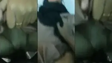 Bokep Jilbab Pelajar Indo First Time Ngentot Brutal Debut Yang Lumer poster