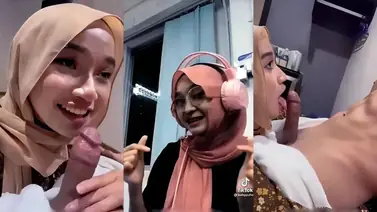 Sepongan Tiktokers Rara Chizzcakeee Muncrat poster